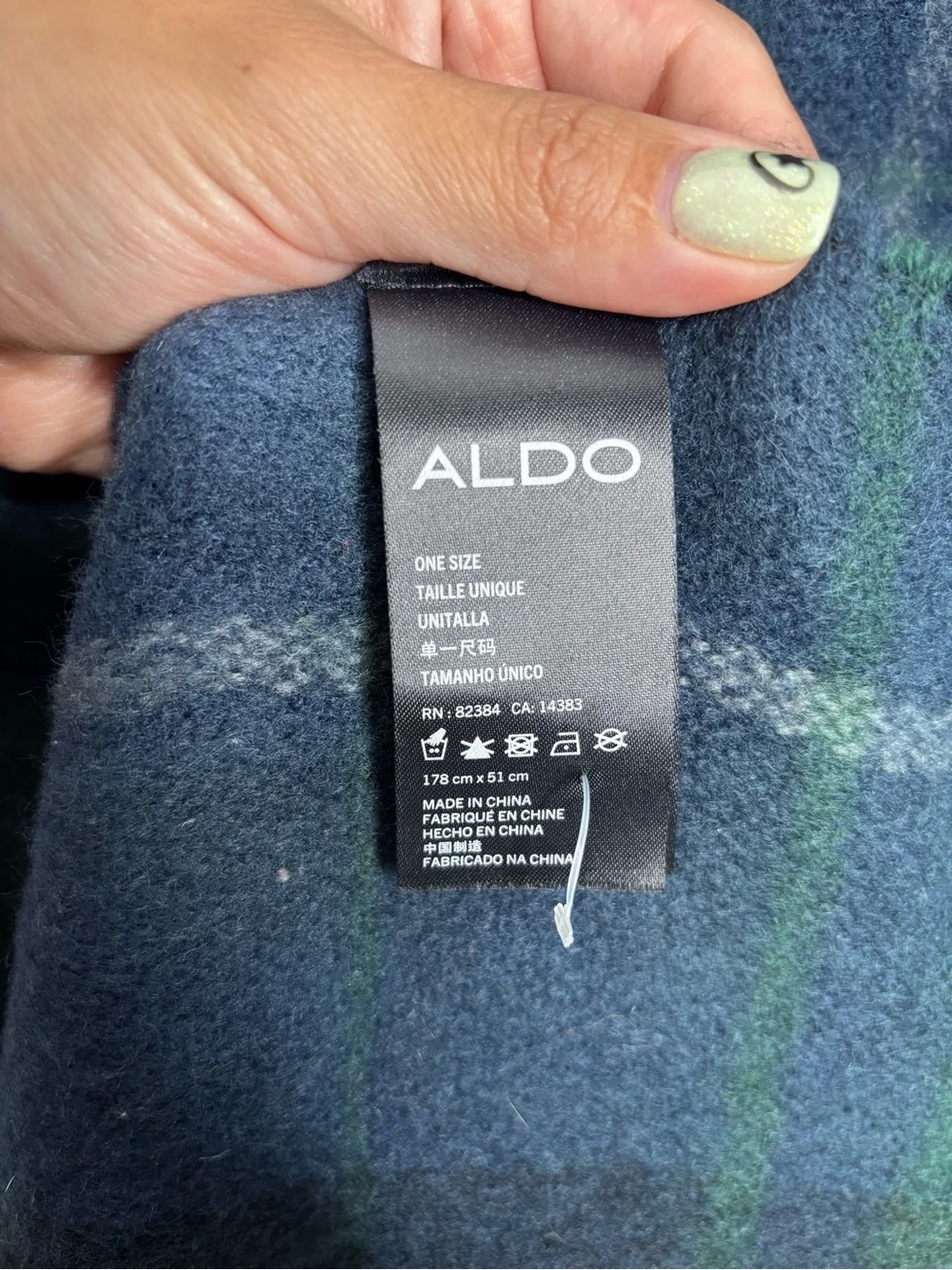 Michael Kors & Aldo’s Men Scarf Bundle